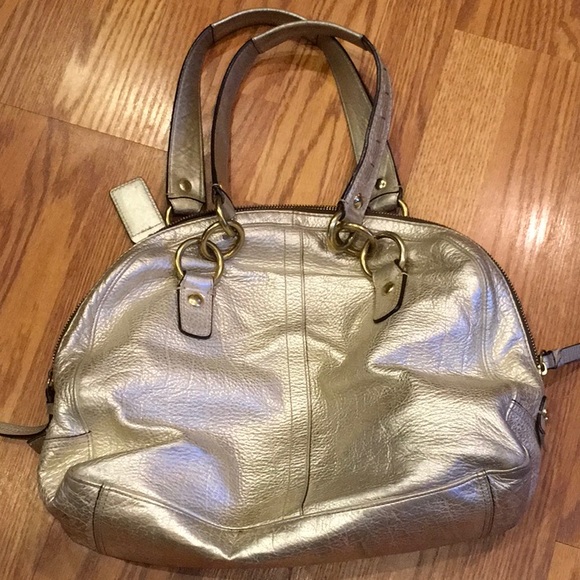 Coach Bag - Picture 2 of 7